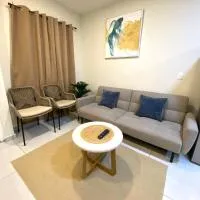 Cozy house 5 minutes from the airport、Las Floresのホテル