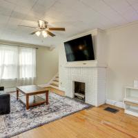 Near University Ave! Pet-Friendly 3BR with Foosball!, hotel near Morgantown Municipal -Walter L. Bill Hart Field - MGW, Morgantown