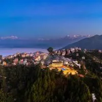 Makaising में, होटल Mankamana Hillcrest Resort