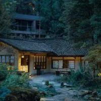 Relais & Châteaux Su Shien Valley Hotel, hotel di Dujiangyan