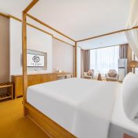 上饶鹿华摹尔酒店经济开发区吾悦广场店，位于上饶Shangrao Sanqingshan Airport - SQD附近的酒店