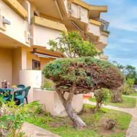 Apartment 6 beds in Residence in Golfo Aranci just 150 mt from the sea, hotel a Golfo Aranci