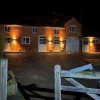 Coach House at The George Pub, Ashley, Market Harborough, hotel u gradu Ashley