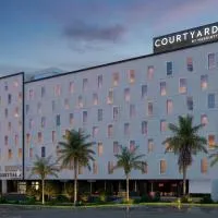 Courtyard by Marriott Guadalajara Andares, хотел в Запопан
