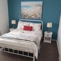 Cozy Home Style Accommodation, hotel i Marong