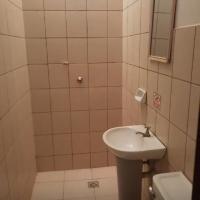 Hostal FINI, hotel cerca de Aeropuerto Teniente Jorge Henrich Arauz - TDD, Trinidad