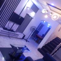 Luxury 3 Bedroom Duplex at Thinkers Corner, ξενοδοχείο κοντά στο Enugu Airport - ENU, Ενούγκου