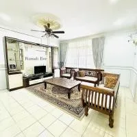Rumah Eve Taman Banting Baru, hotell i Banting