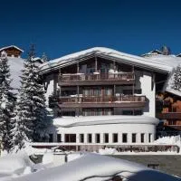 Boutique Hotel Murmeli - Ski in & Ski out, hótel í Oberlech