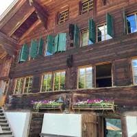 Alpen Charme - Chalet d'Hôtes et SPA, hotel sa Gsteig