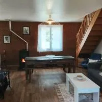 Grand Duplex, proche de la Dordogne, hotell i Argentat