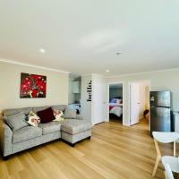 Beach Front Nest, hotel near Hawke's Bay Airport - NPE, Napier