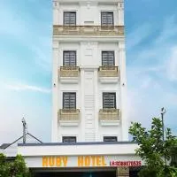 Ruby Hotel - Bình Cơ - TPHCM - Tân Uyên cũ, hotel en Hoi Nghia