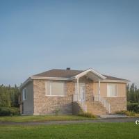 g&icirc;te chez julio, hotel near Mont-Joli Airport - YYY, Sainte-Flavie