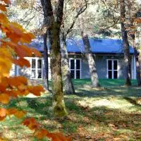 Ecoparc Des Monédières, hotel en Saint-Yrieix-le-Déjalat