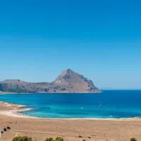 Case Vacanza Loria, готель у місті Кастеллуццо