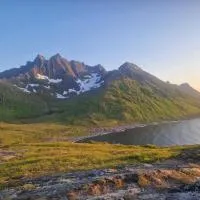 Camp Mefjord, hotel en Senja