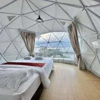 7 Heaven camping Lanta, מלון בהעיירה קראבי