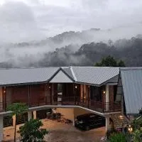 Perfect Hill View, Durian Orchard Farmstay within the mountains, hotel in Bentong