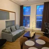 Urban Oasis - BIG stylish Apartment، فندق في سخيدام