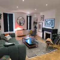 Appartement pour 4 personnes au Coeur du Centre Historique、オーシュのホテル