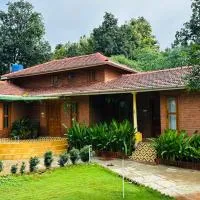 Green Roots Farm Stay, Shahapur, hótel í Khardi