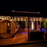 Prairie Junction Resort - Furnished RV Apartments, hotel in Stettler