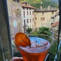 Villa Coccodrilla Varallese, hotelli kohteessa Varallo