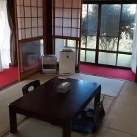 一棟貸 古民家 宿処 火打庵 火音 Kanon, hotelli kohteessa Yakami-shin