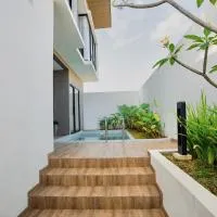 Banyu Bening The Villa Resort, хотел в Ambarawa