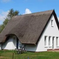 Doppelhaushälfte in Vitte auf Hiddensee、ヴィッテのホテル