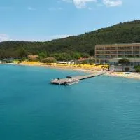 D - Resort Ayvalık, hotel u gradu Ajvalik