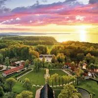 Weissenhaus Private Nature Luxury Resort โรงแรมในWeißenhaus