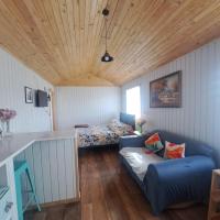 Tiny House Aeropuerto el Tepual, hotel near El Tepual Airport - PMC, Puerto Montt