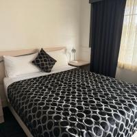 County Lodge Motor Inn, hotel near West Wyalong Airport - WWY, West Wyalong