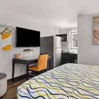 Suburban Studios Orange Park - Jacksonville near Naval Air Station, hotel in Orange Park