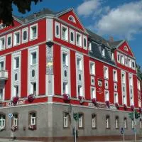 Hotel Strauss โรงแรมในโฮฟ