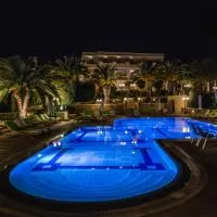 Crithoni's Paradise Hotel, hotel a Alinda