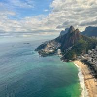 IPANEMA Vieira Souto1 Quarto com Cama King com vista do Cristo Redentor, Ar Condicionado no Posto 10, hotel di Rio de Janeiro