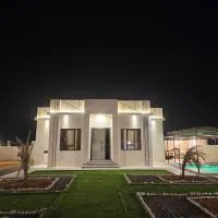 Sinkhole Chalet, hotel em Bimmah