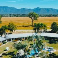 Koorawatha Homestead Motel, מלון בBororen