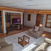 M&M Hospedaje, hotel pobl&iacute;ž Leti&scaron;tě El Loa  - CJC, Calama