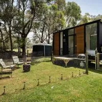 Sleeping Amongst Animals by Tiny Away, hotel v mestu Kernot