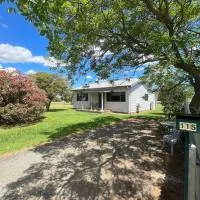Spring Valley Cottage, hotel u gradu Parkes
