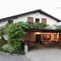 Janezinovi House, hotel a Ratečevo Brdo