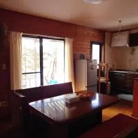 Nagano में, होटल 戸隠の自然に佇む 小さな一棟貸しコテージ Private Tiny Cottage in the Nature of Togakushi Breath in Earth