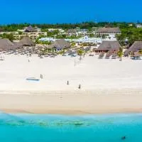 Canary Kendwa Beach Resort, хотел в Кендва