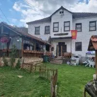 Villla Gezve, Hotel in Velmevci