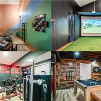 Epic Poconos Pad - Pool - Hot Tub - Gym - Golf Sim, hotel near Stroudsburg-Pocono Airport - ESP, Marshalls Creek