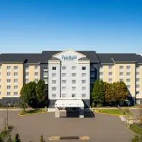 Fairfield Inn & Suites by Marriott Newark Liberty International Airport, hotel sa Newark